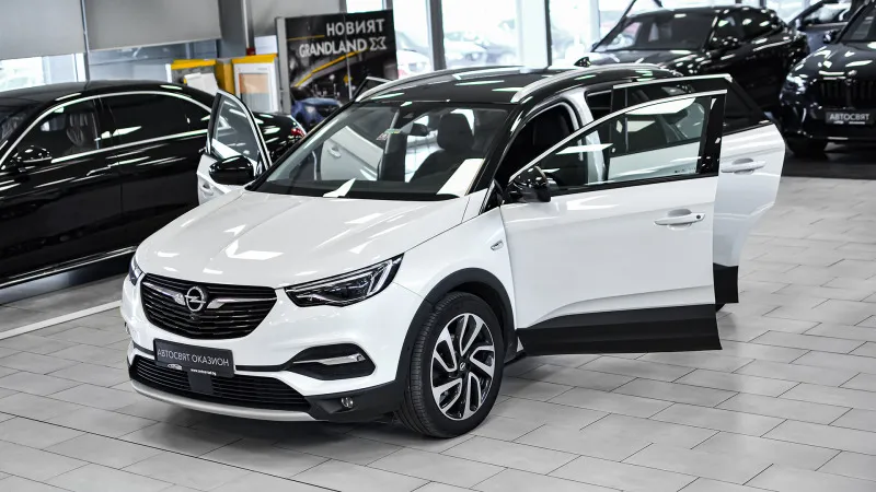 Opel Grandland X 1.6d Ultimate Automatic Image 1