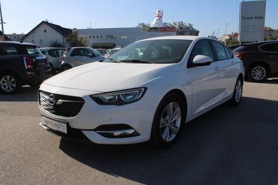 Opel Insignia 1.6 CDTi Grandsport edition Image 1