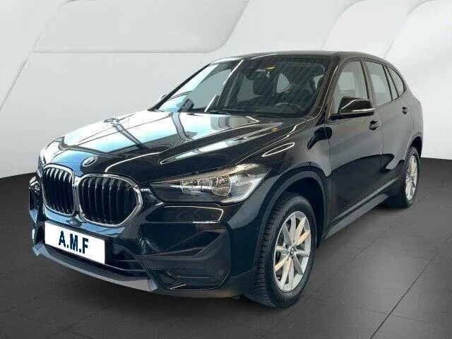 BMW X1 sDrive18d Advantage Image 1